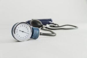 5 cuidados essenciais para quem tem hipertensão