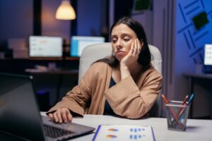 Fadiga excessiva: quando procurar um endocrinologista?