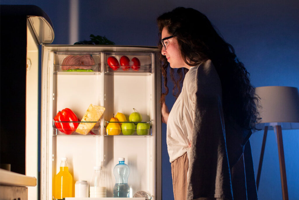 5 mitos e verdades sobre a compulsão alimentar