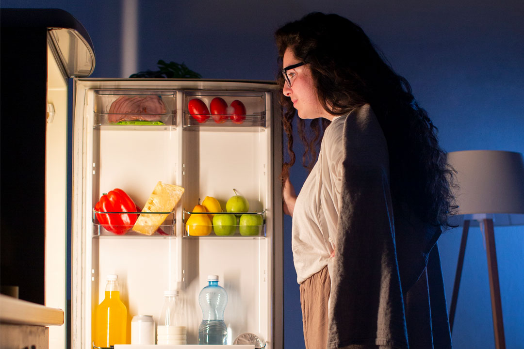 5 mitos e verdades sobre a compulsão alimentar